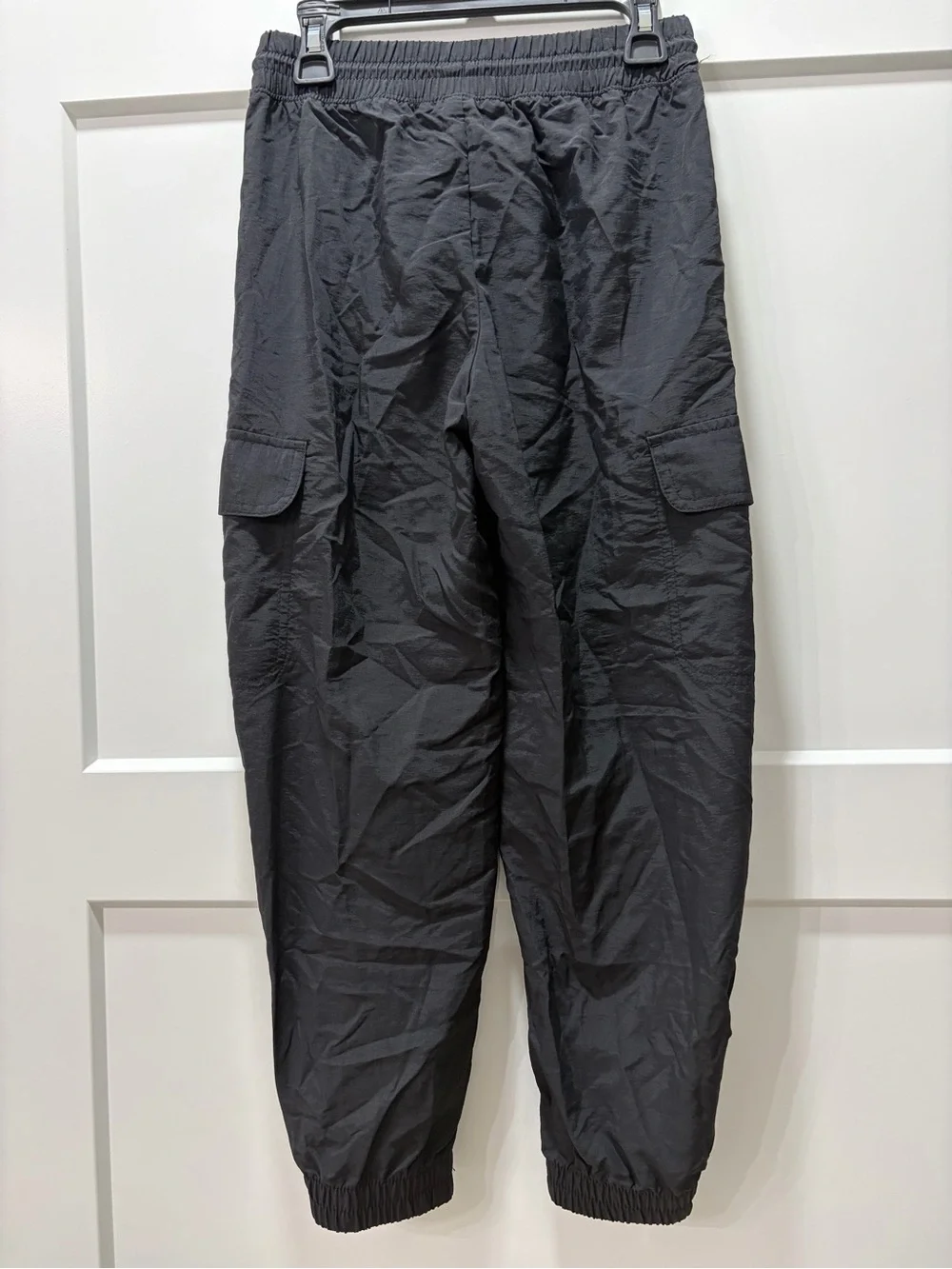 Kids Nylon Lightweight Black Cargo Jogger Pants - Casual Elastic Waist. Size 8